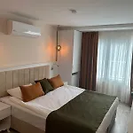 Aura Boutique Sidé