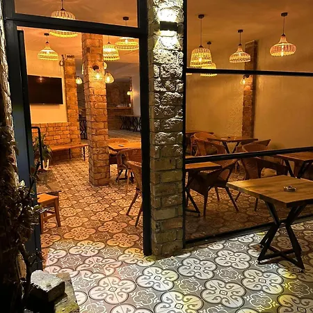 Aura Boutique 酒店 3*