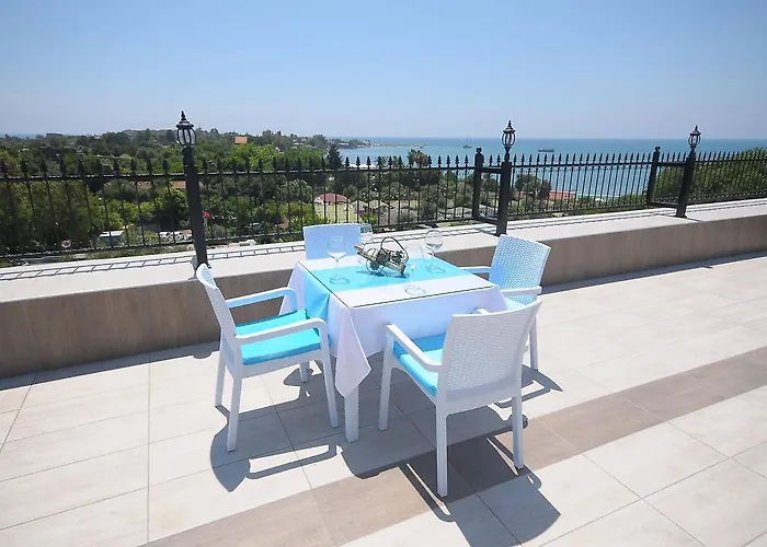 Hotel Aura Boutique 3*