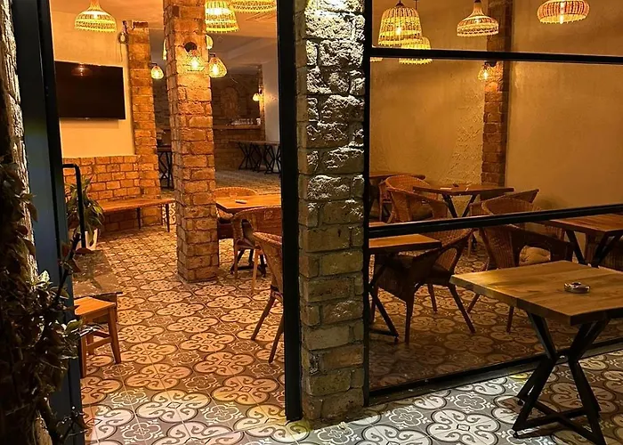 Aura Boutique Hotel 3*