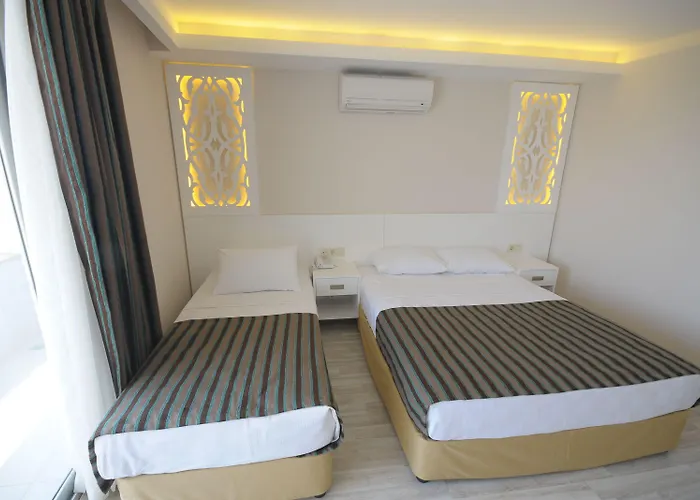 Aura Boutique Hotell 3*