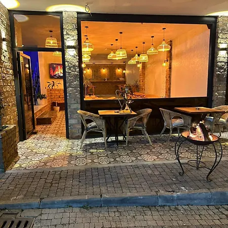 Ξενοδοχείο Aura Boutique