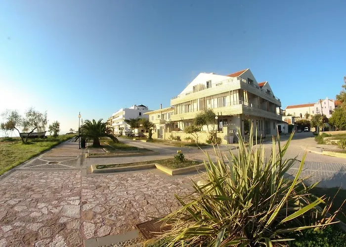 Aura Boutique מלון 3*