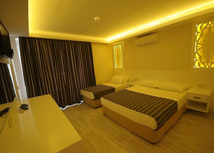 Aura Boutique 3* סייד