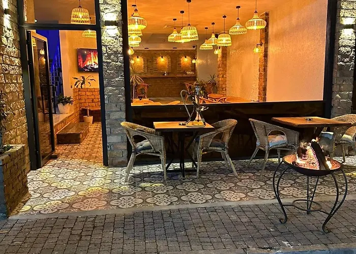 מלון Aura Boutique