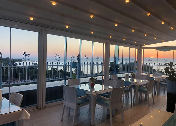 Aura Boutique סייד